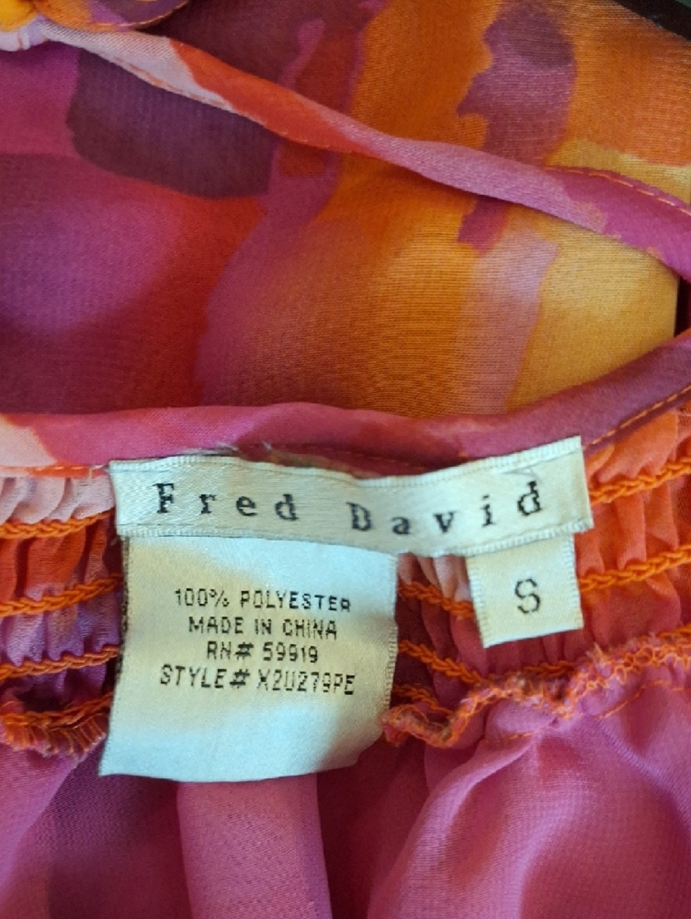 🔥🔥CLEARANCE Fred David Pink Orange Watercolor Tie-Neck Flutter Blouse. Size S - Picture 6 of 6